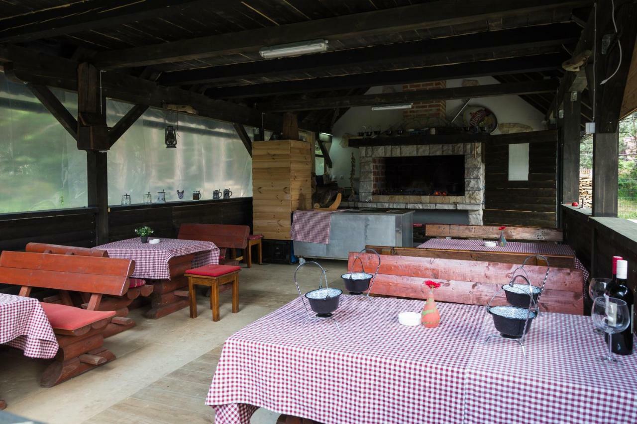 House Maka Hotel Rudanovac Buitenkant foto