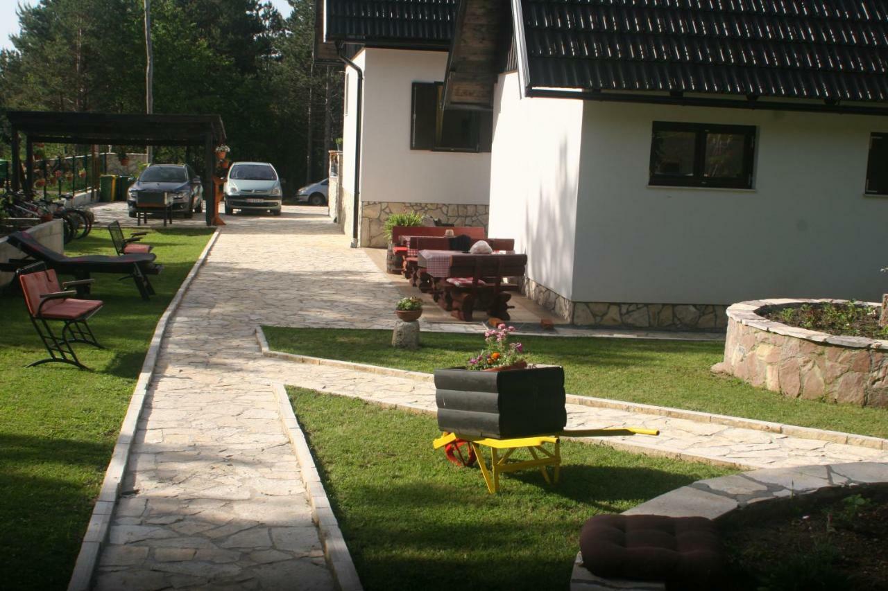 House Maka Hotel Rudanovac Buitenkant foto
